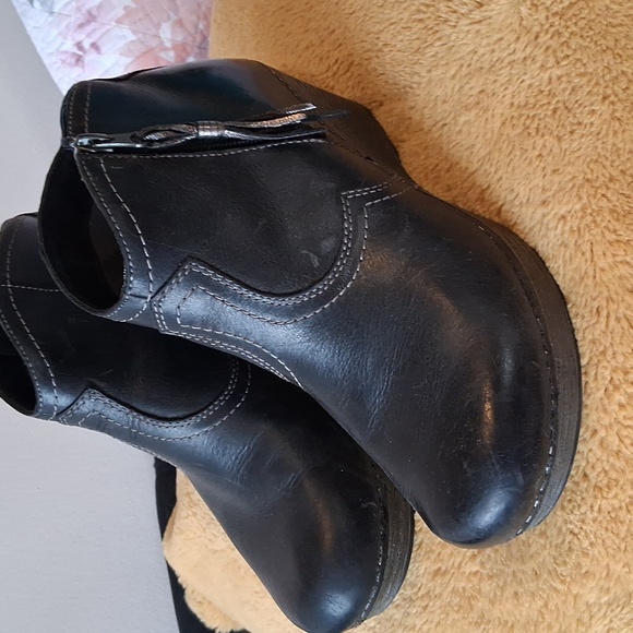 Dansko Black Leather Wedge Boots - Picture 6 of 8